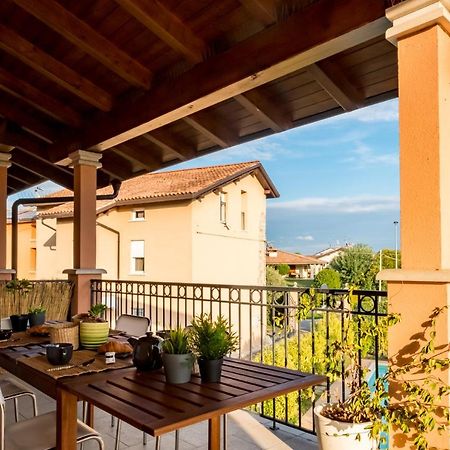 Apartamento Residenza Oleandro Desenzano del Garda Exterior foto