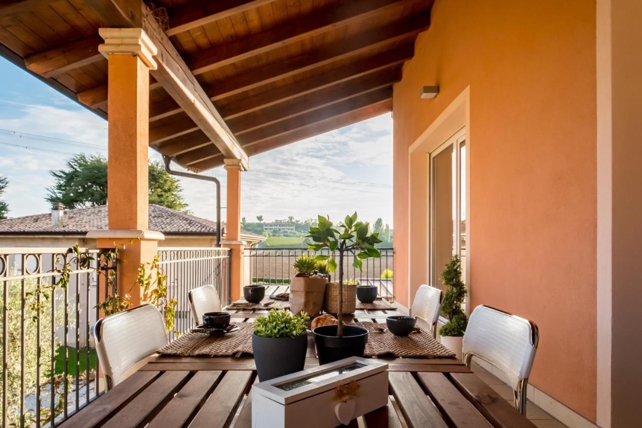 Apartamento Residenza Oleandro Desenzano del Garda Exterior foto