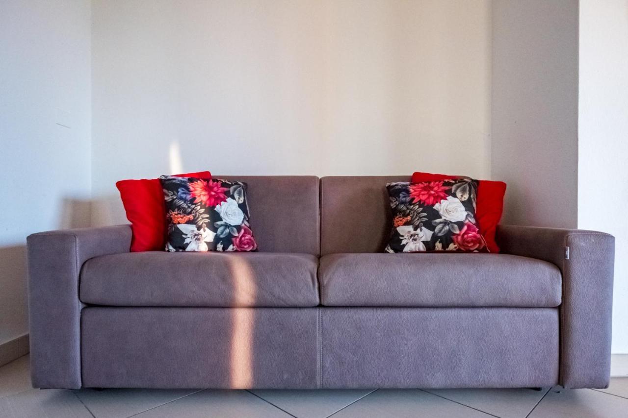 Apartamento Residenza Oleandro Desenzano del Garda Exterior foto
