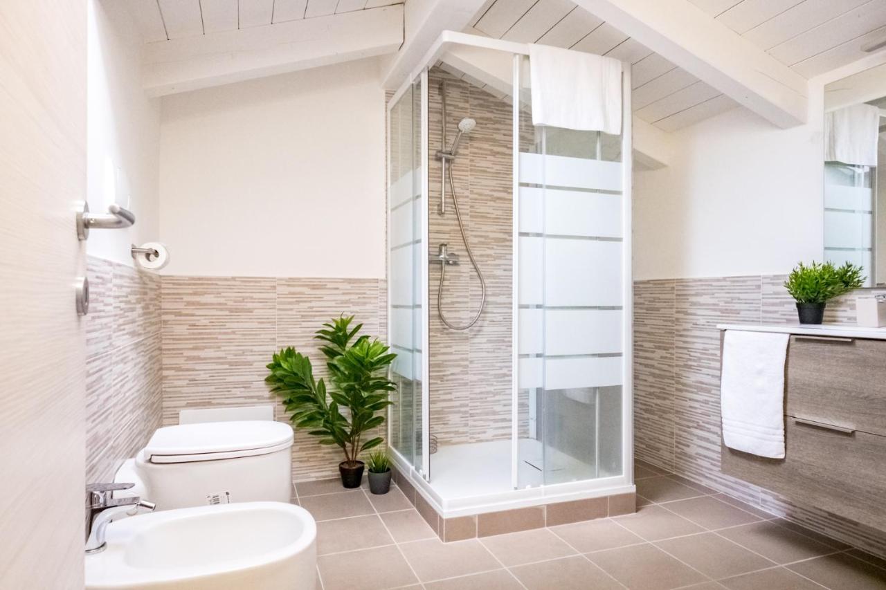Apartamento Residenza Oleandro Desenzano del Garda Exterior foto
